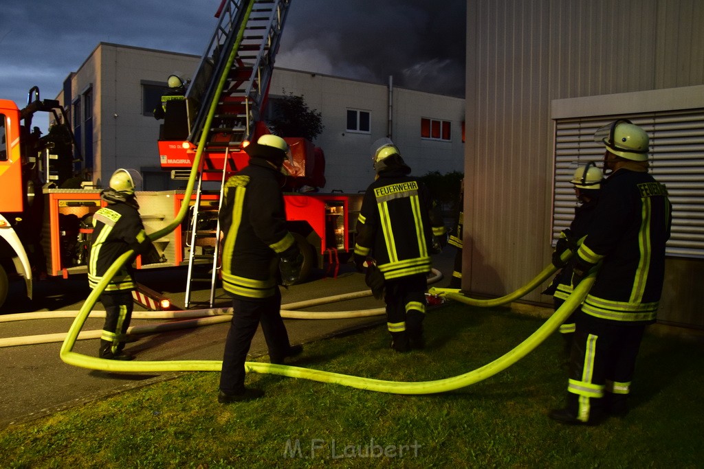 Grossbrand Halle Troisdorf Kriegsdorf Junkersring P391.JPG - Miklos Laubert